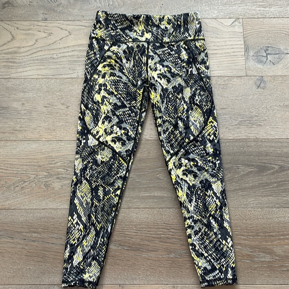 Sweaty Betty Power Pocket Workout Leggings In Citrus Green Snake Print- XS - Picture 2 of 12